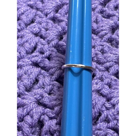 Silvertone Ring Size 4 Two Hearts Clear Rhinestones - Picture 2 of 3